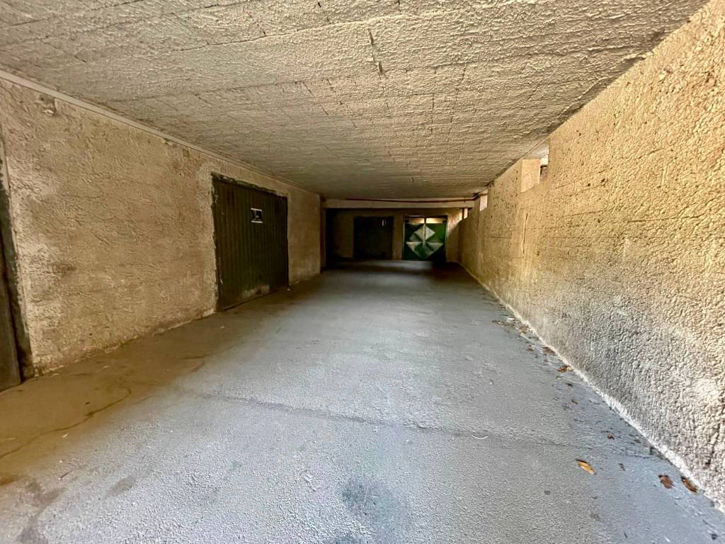 Box / garage a Rotondi in Via Pietro Nenni - Foto 5