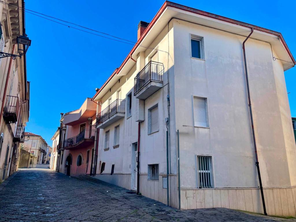 Casa indipendente a Paolisi in Corso Vittorio Emanuele, 148 - Foto 3