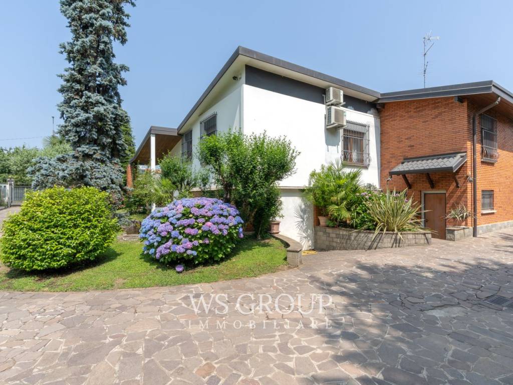 Villa a Cabiate in Via Achille Grandi, 33 - Foto 5