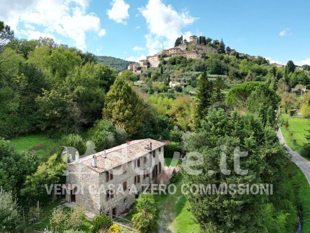 Rustico / casale a Cetona in Via Finoglio - Foto 4