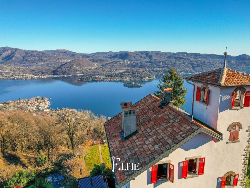 Villa a Madonna del sasso in Via Santuario - Foto 2