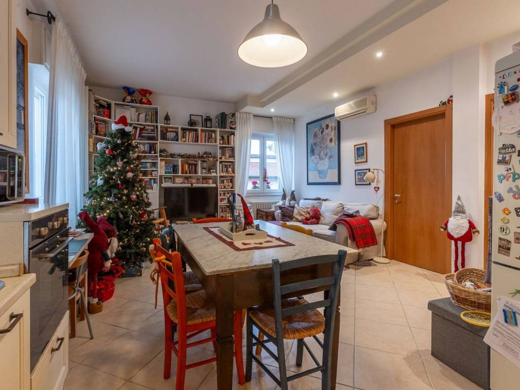 Appartamento a Verona in Via Antonio Oliosi, 9 - Foto 2