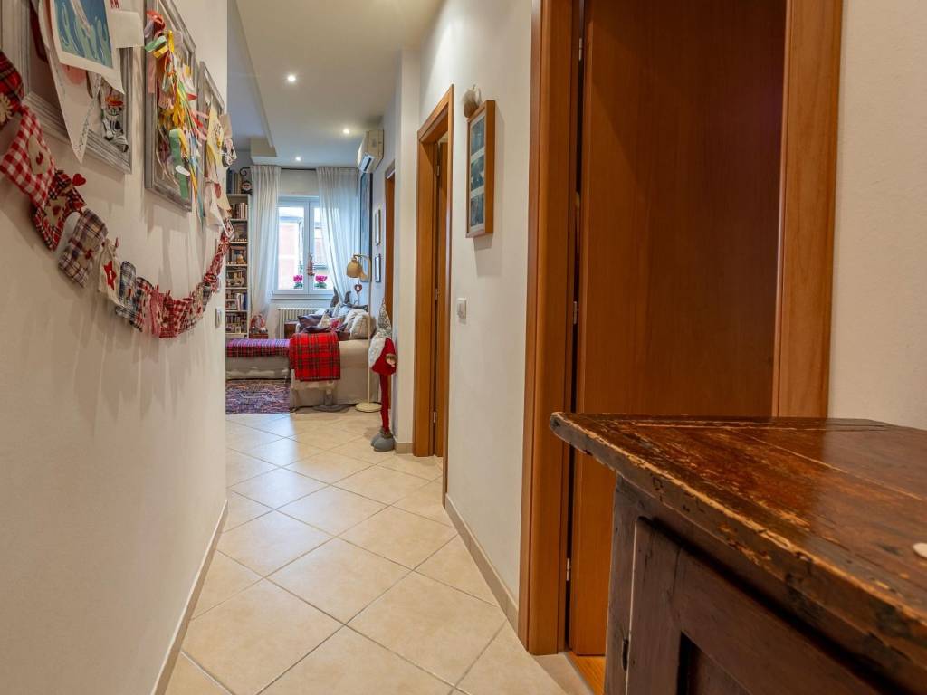Appartamento a Verona in Via Antonio Oliosi, 9 - Foto 3