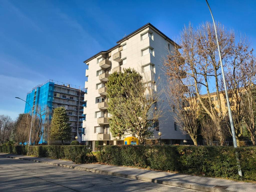 Appartamento a Bussero in Viale Europa, 13 - Foto 2