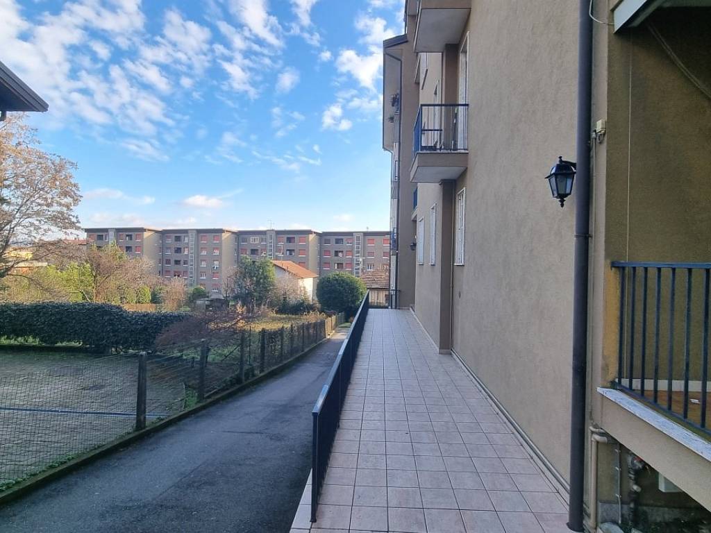 Appartamento a Arona in Via Piave - Foto 3