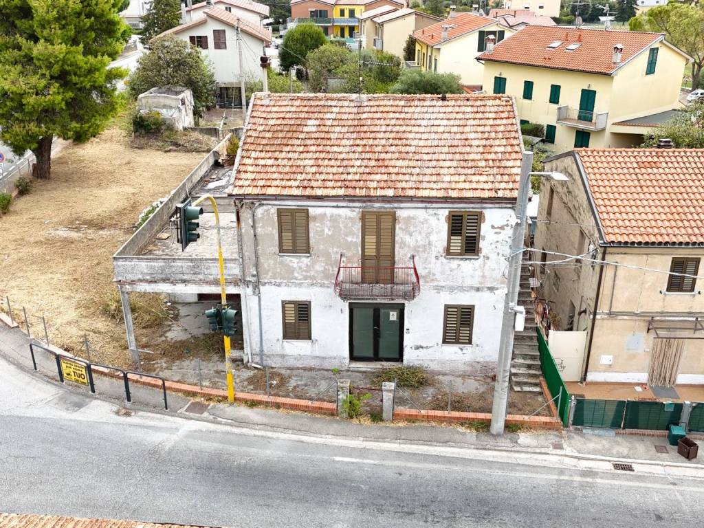 Appartamento a Osimo in Via di Jesi, 239 - Foto 3