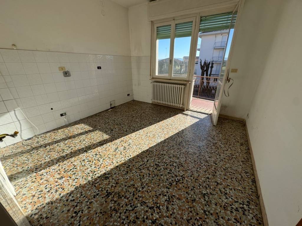 Appartamento a Carrù in Viale Vittorio Veneto - Foto 3