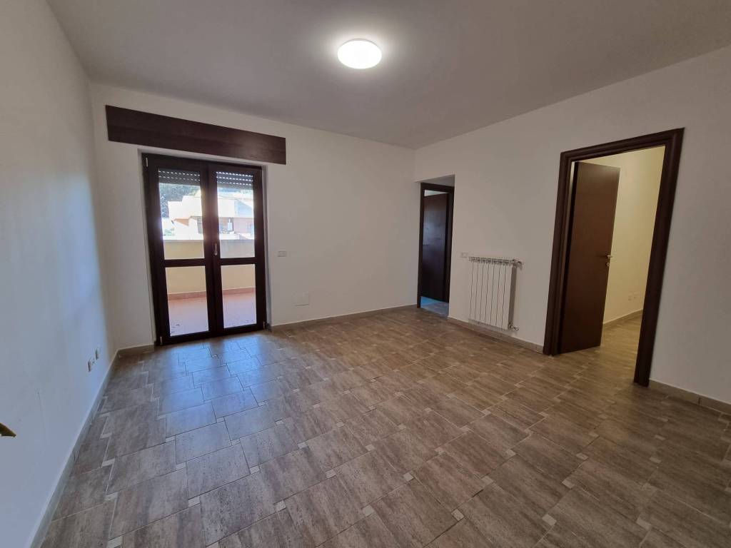 Appartamento a Nettuno in Via Lago Maggiore, 2 - Foto 3