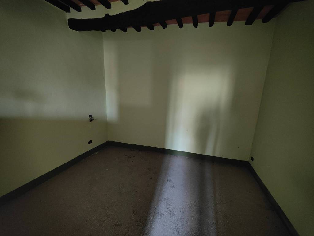 Appartamento a Montevarchi in Via Roma - Foto 4