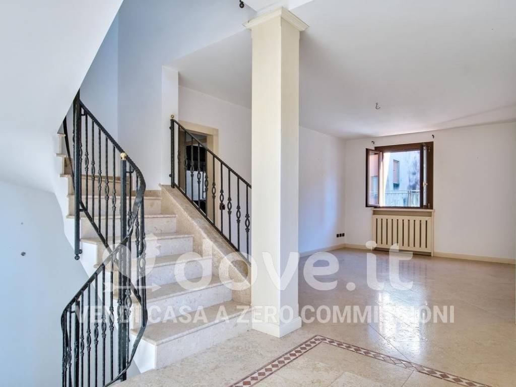 Appartamento a Casnigo in Piazza San Giovanni Battista, 13 - Foto 3