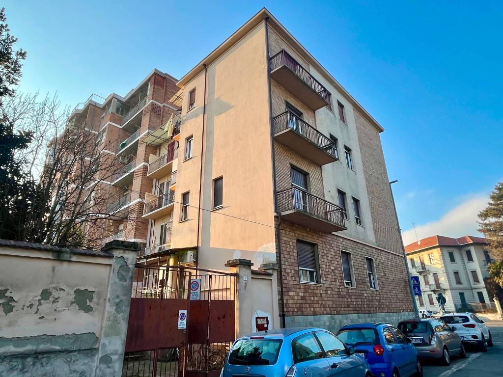 Appartamento a Alessandria in Corso 4 Novembre - Foto 2