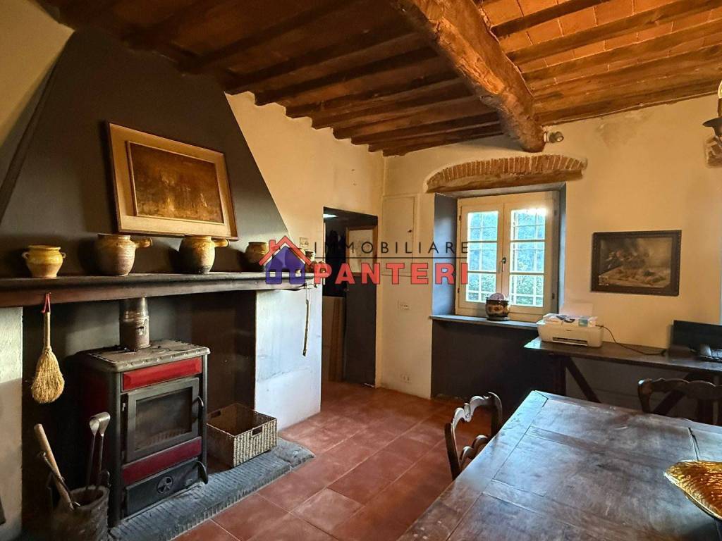 Rustico / casale a Pescia in Strada Provinciale Mammianese - Foto 4