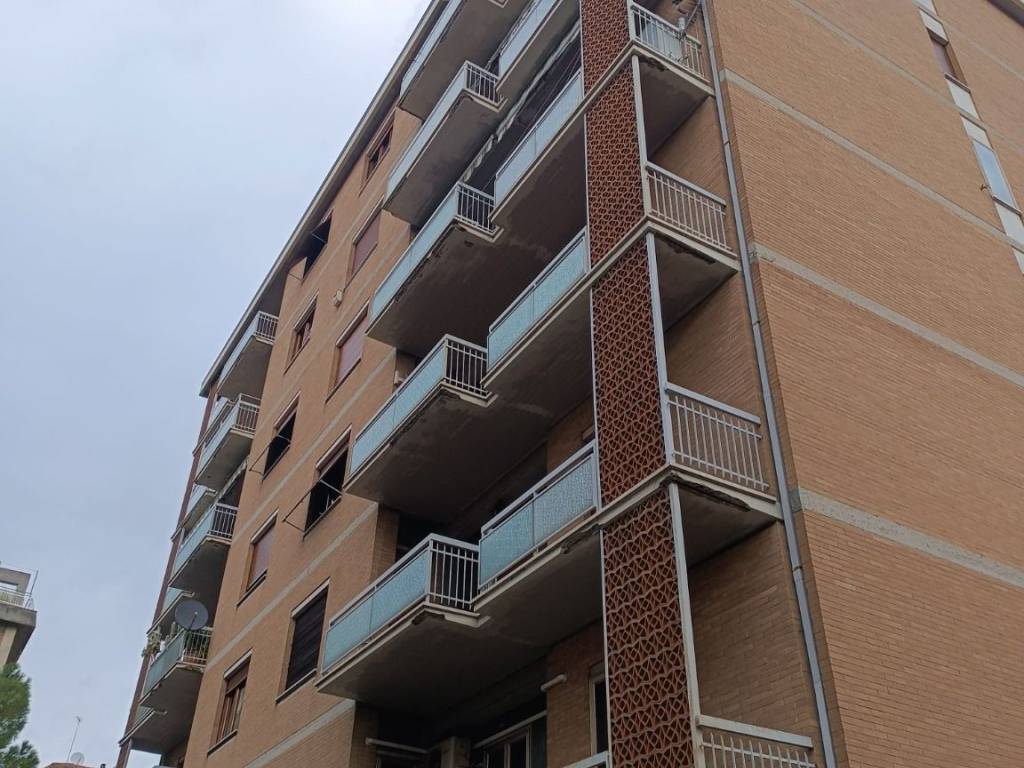 Appartamento a Perugia in Via Jacopone da Todi - Foto 2