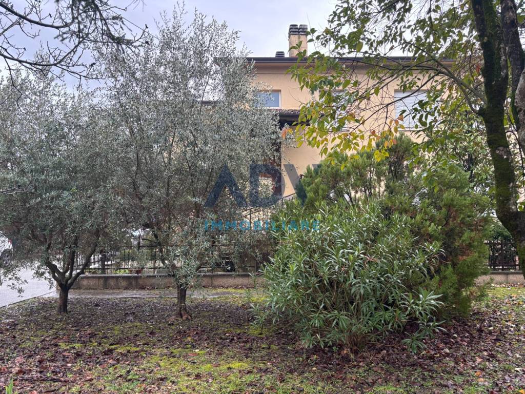 Casa indipendente a Assisi in Viale Maratona, 11 - Foto 3
