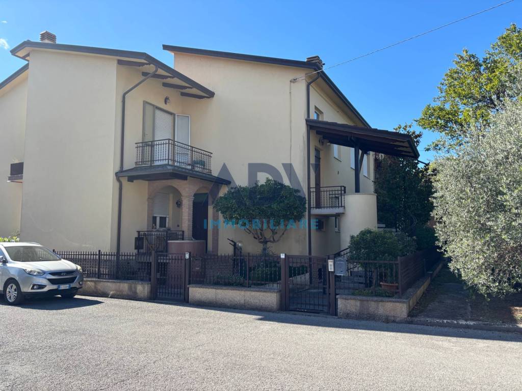 Casa indipendente a Assisi in Viale Maratona, 11 - Foto 4