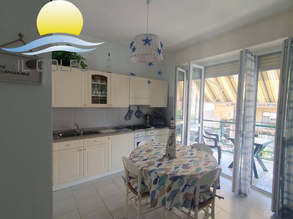 Appartamento a San bartolomeo al mare in Via Aurelia, 228 - Foto 2