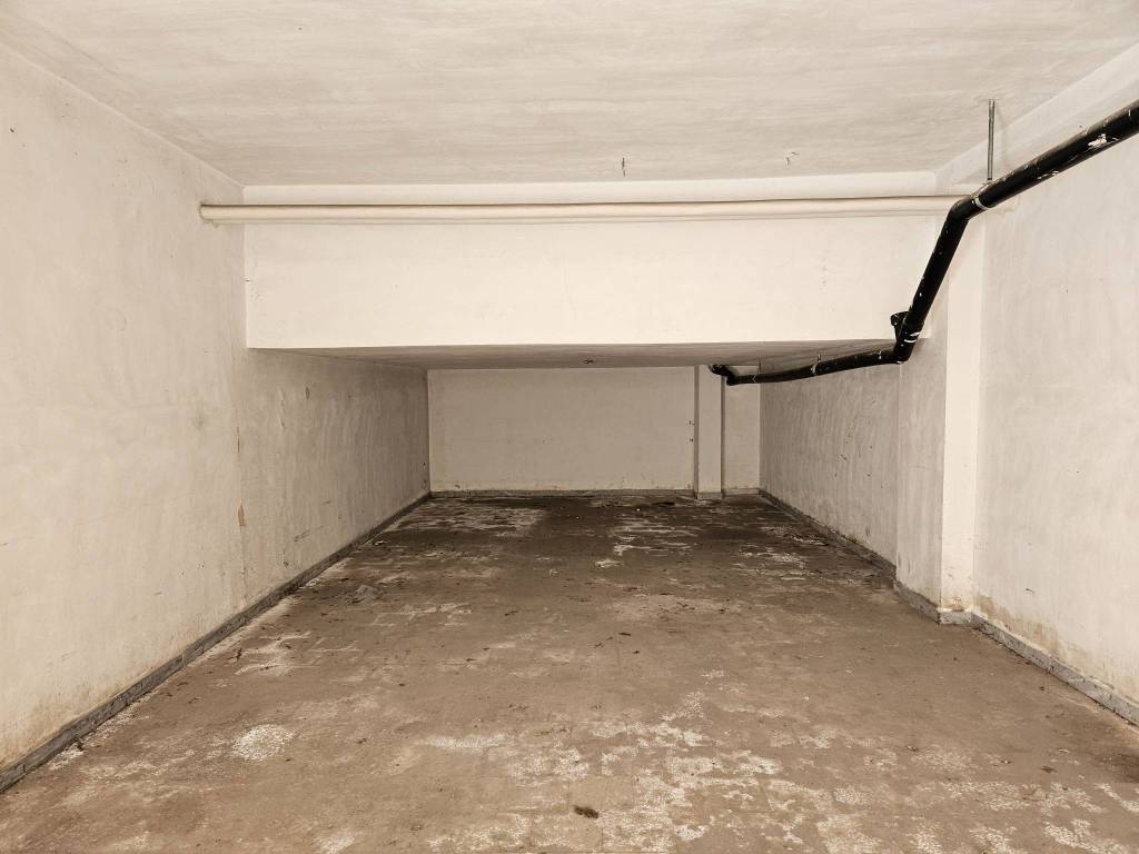 Box / garage a Trani in Corso Don Luigi Sturzo - Foto 2