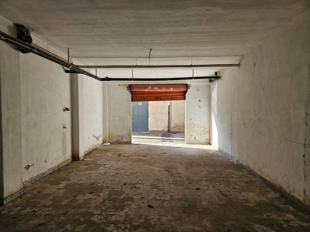 Box / garage a Trani in Corso Don Luigi Sturzo - Foto 3