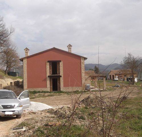 Casa indipendente a Fermignano in Ca'Lozzo - Foto 4