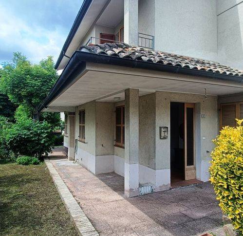 Villa a Fermignano in Via I Maggio - Foto 3