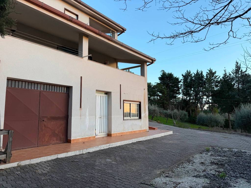 Villa a Caltanissetta in Via Due Fontane - Foto 5