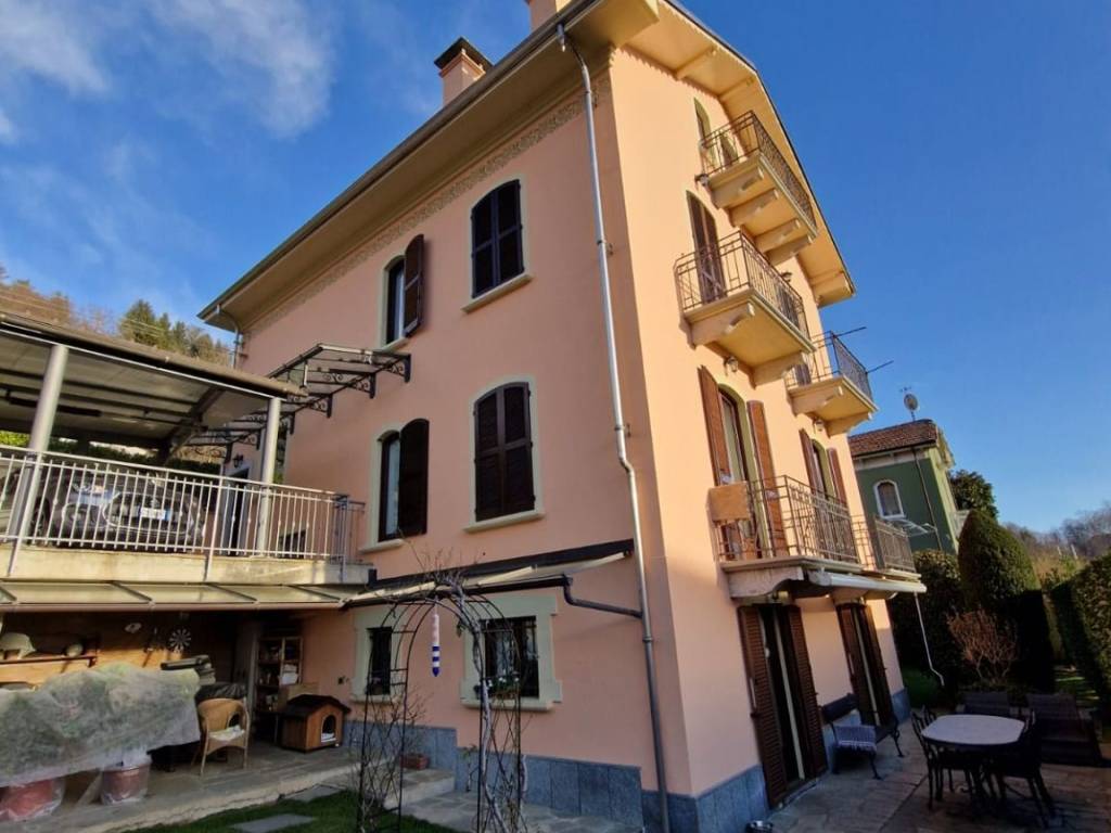 Villa a Borgosesia in Via Cravo, 19 - Foto 3