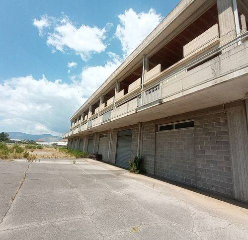 Palazzo / stabile a Fondi in Via Spinete 1º (Iiiºtratto) - Foto 2