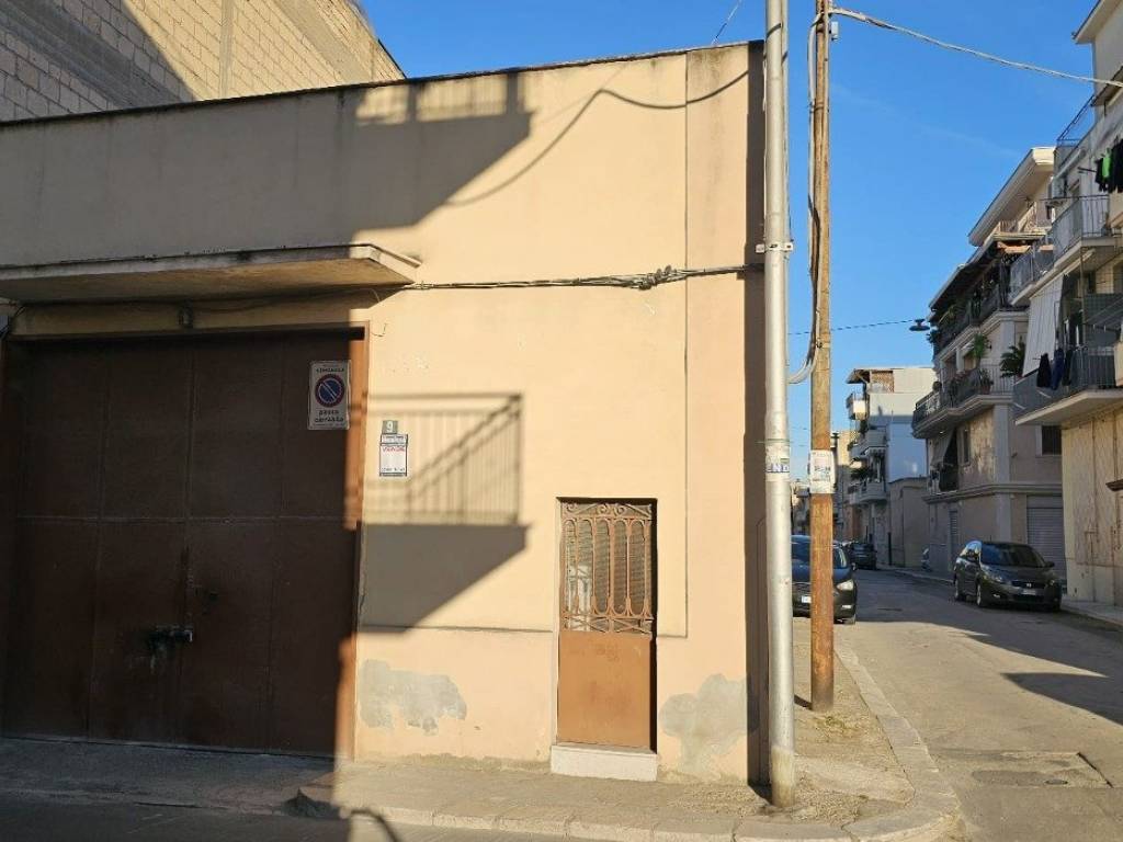 Box / garage a Cerignola in Via Melfi, 10 - Foto 5