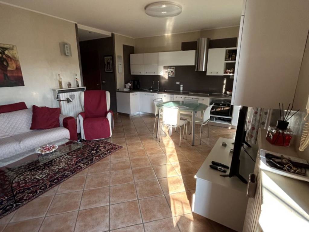 Appartamento a San paolo solbrito in Vicolo del Pozzo, 4 - Foto 3