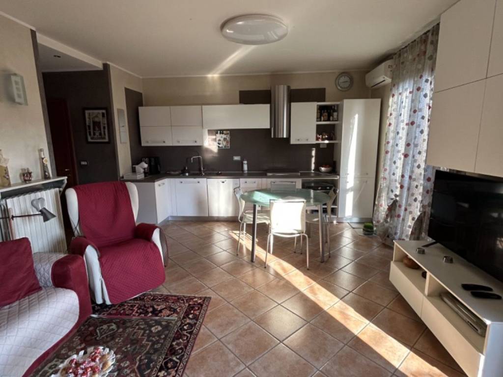 Appartamento a San paolo solbrito in Vicolo del Pozzo, 4 - Foto 4