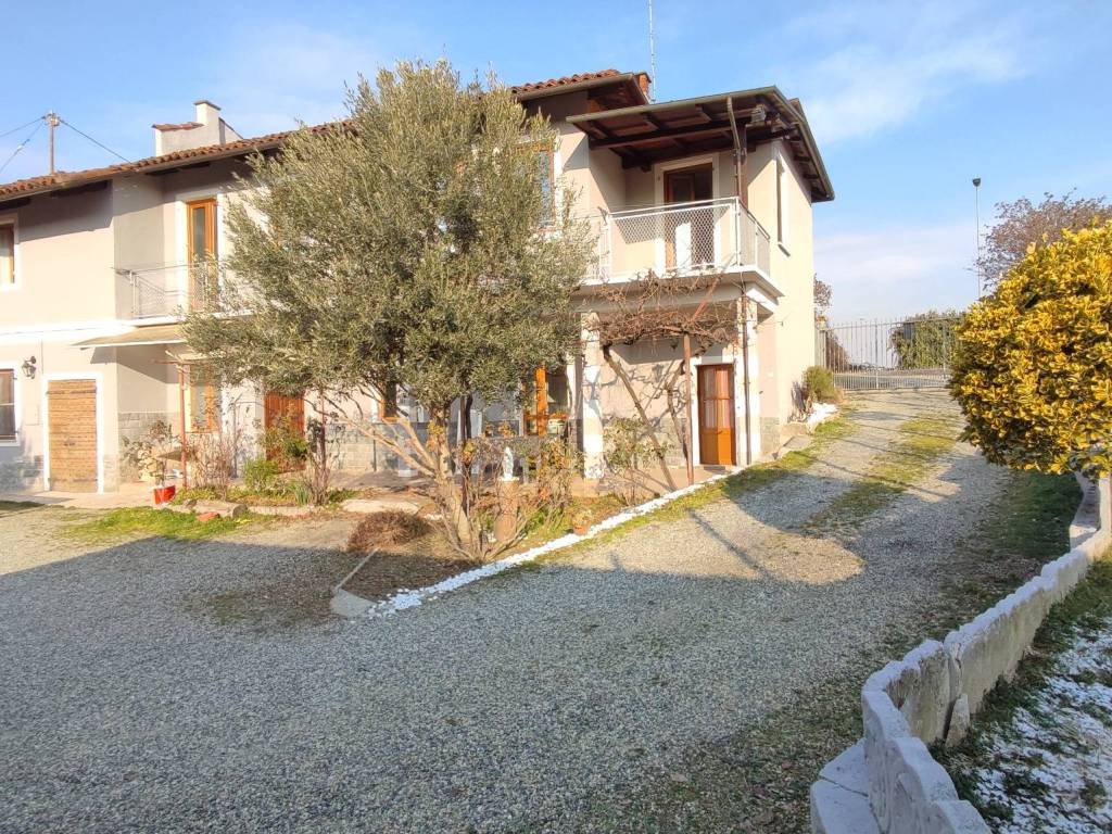 Rustico / casale a Saluzzo in Via Savigliano - Foto 2