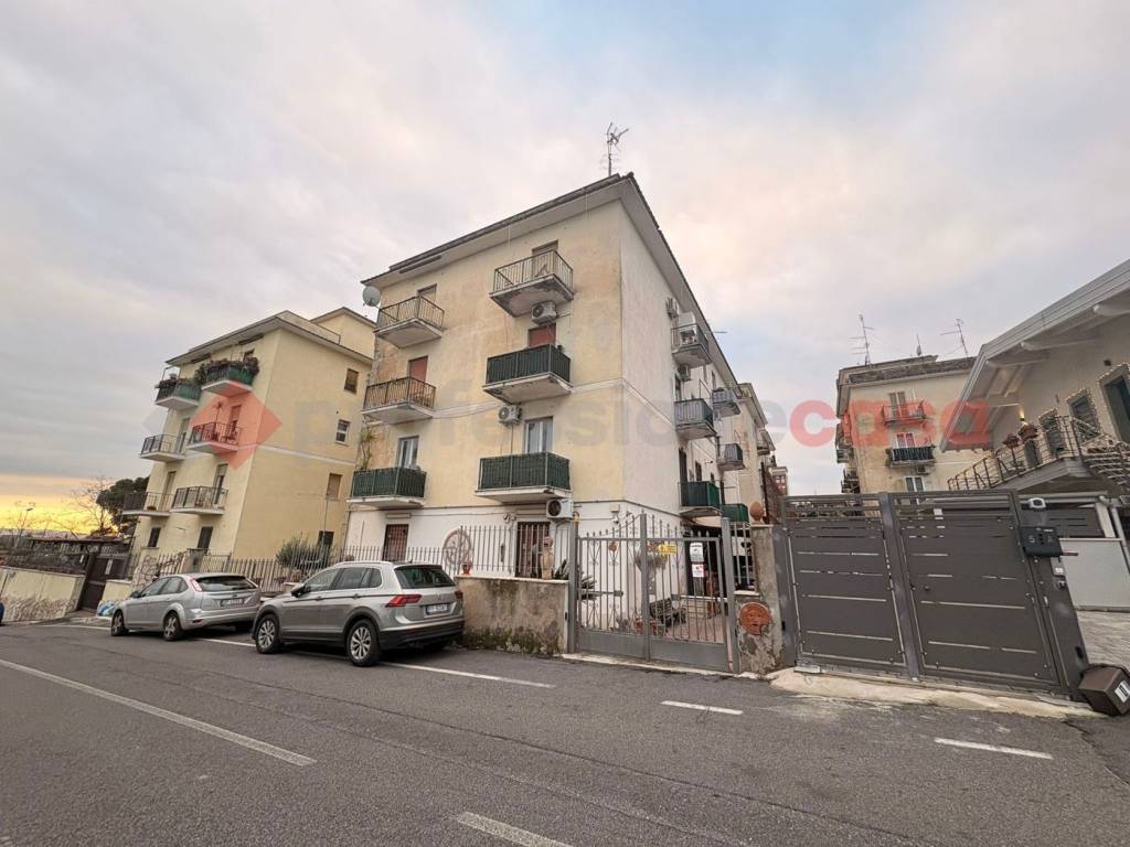 Appartamento a Guidonia montecelio in Via Foscolo, 3 - Foto 2