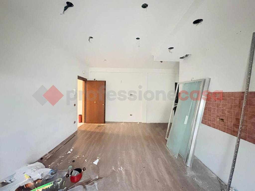 Appartamento a Guidonia montecelio in Via Foscolo, 3 - Foto 4