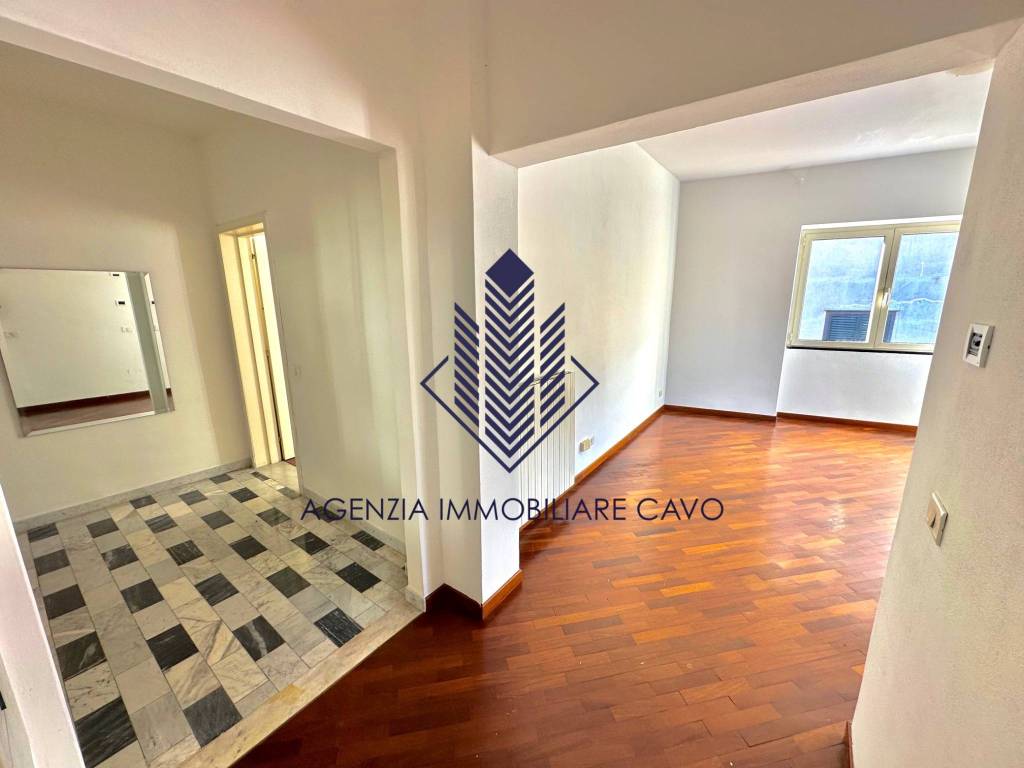 Appartamento a Genova in Via 25 Aprile, 14 - Foto 2