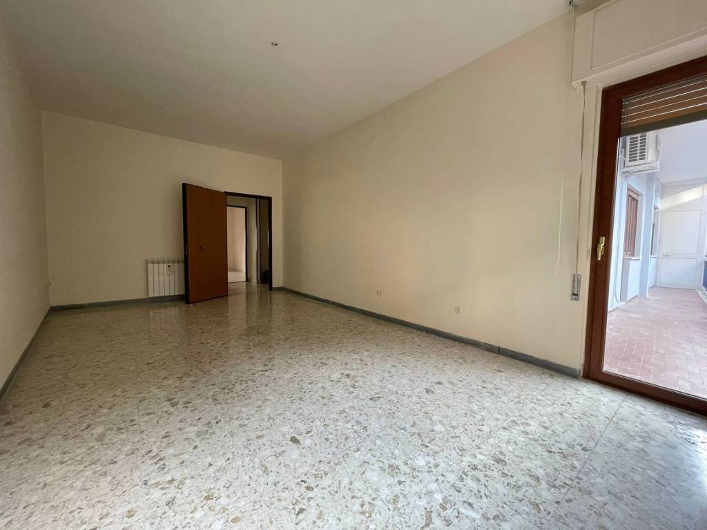 Immobile a Caserta in Via Caduti sul Lavoro - Foto 2