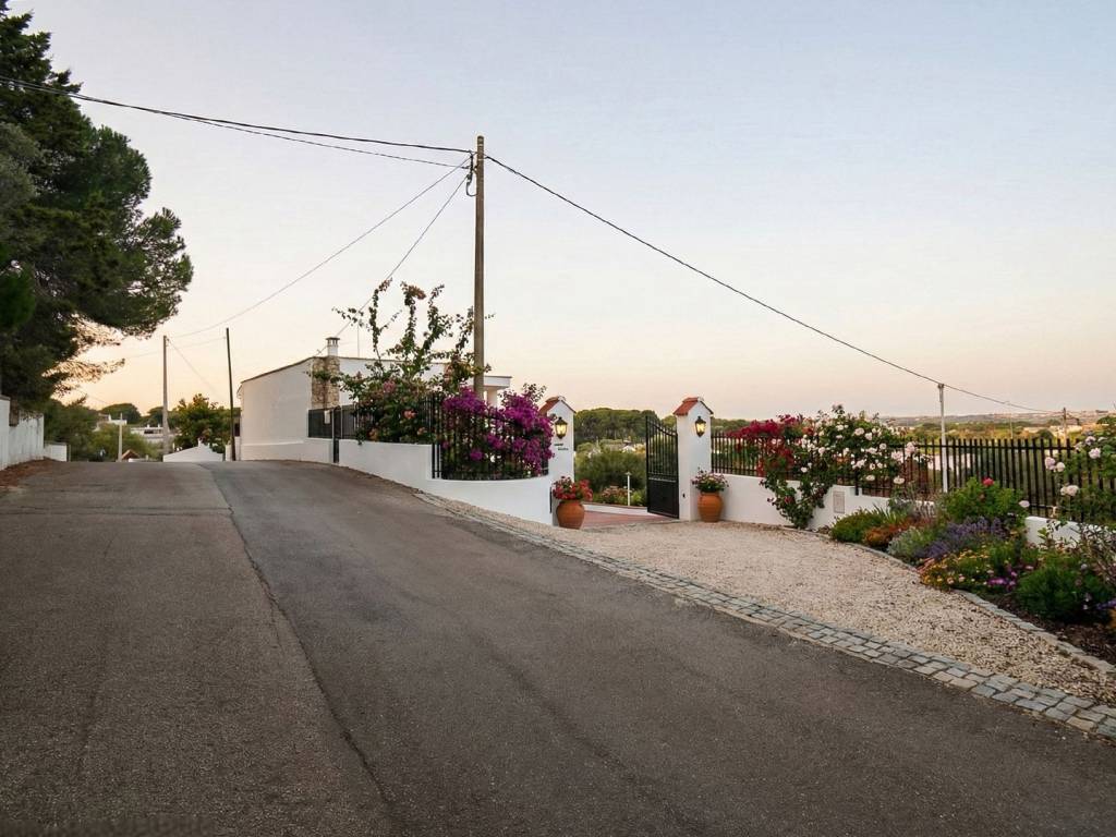 Villa a Martina franca in Strada Primicerio Zona L - Foto 3