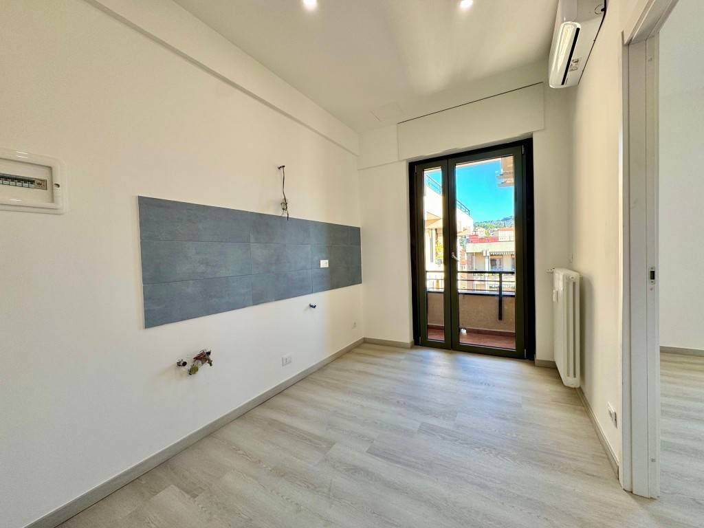 Appartamento a Imperia in Via Brea - Foto 4