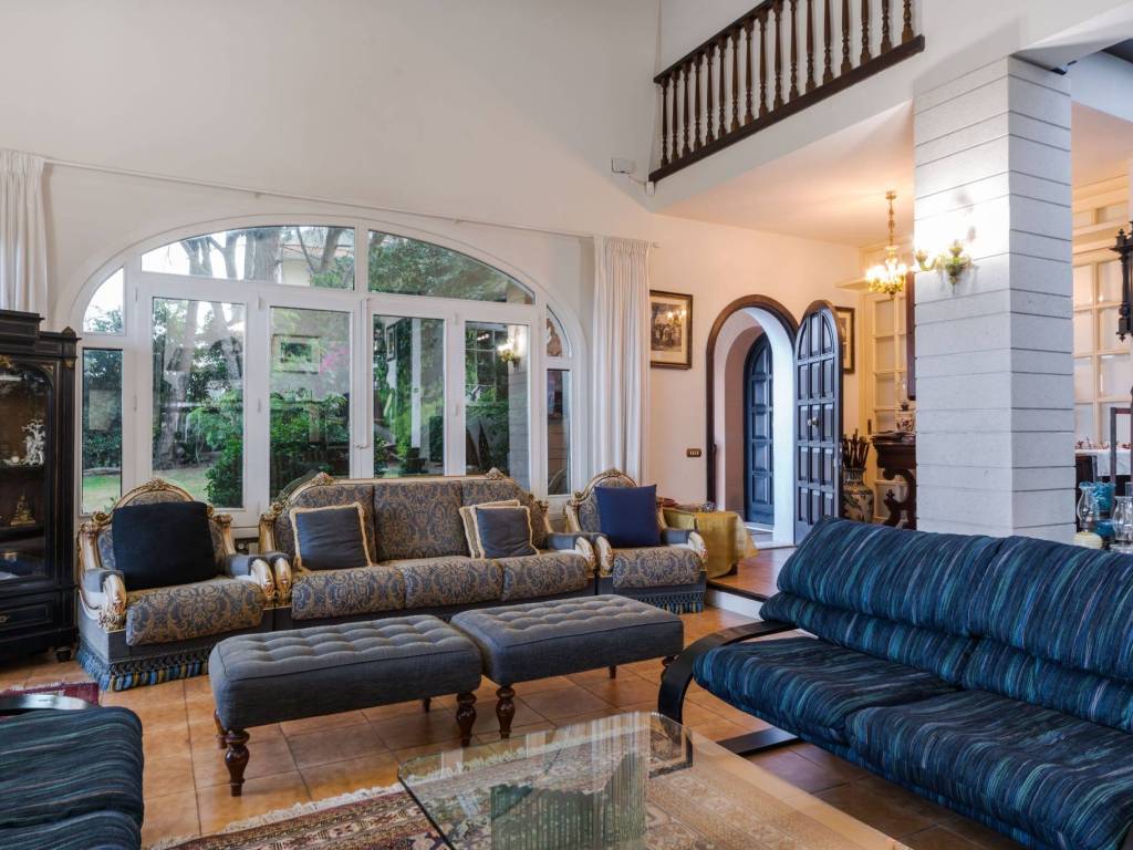 Villa a Aci catena in Via Vampolieri - Foto 4