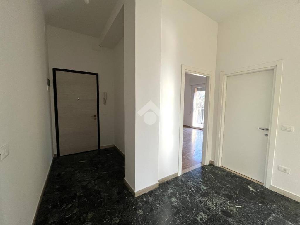 Appartamento a Bassano del grappa in Via generale cantore, 20 - Foto 2
