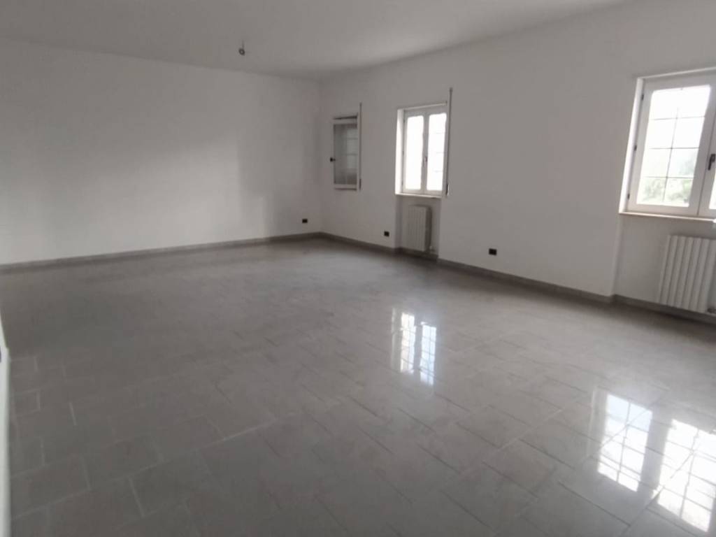 Appartamento a Bari in Via Raffaele Perna, 16 - Foto 2