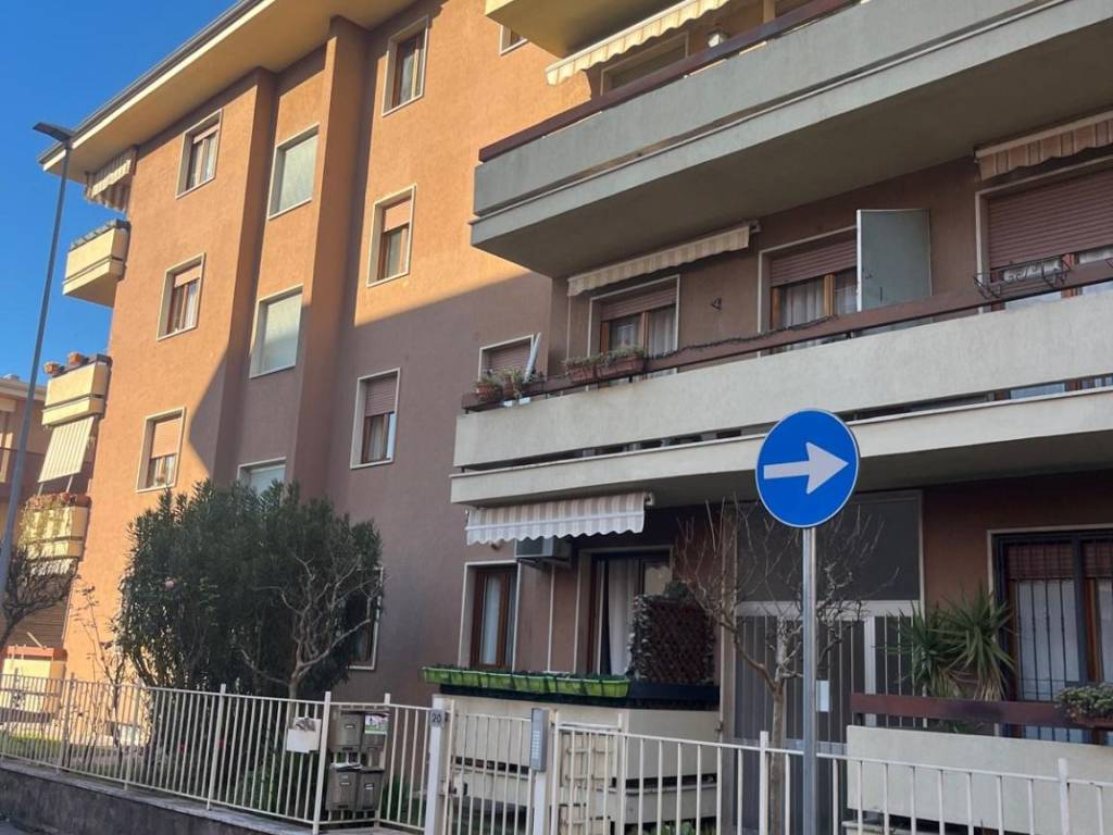 Appartamento a Bussolengo in Via Giovanni Pascoli - Foto 2
