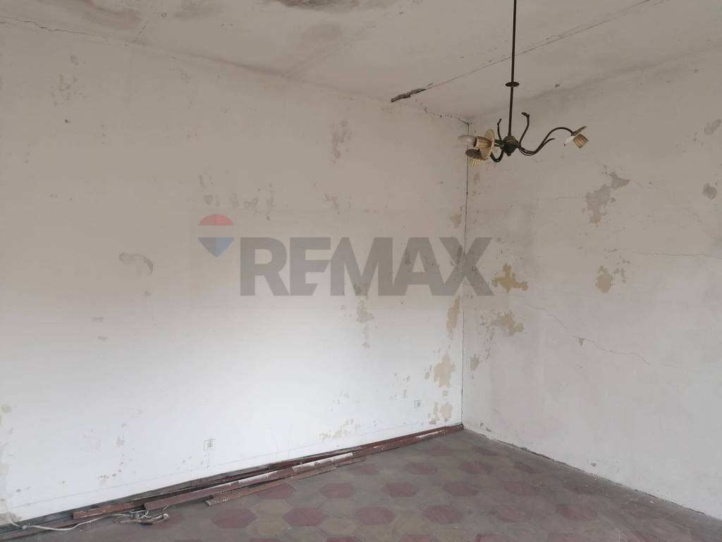 Appartamento a Besozzo in via Duse, 3 - Foto 5