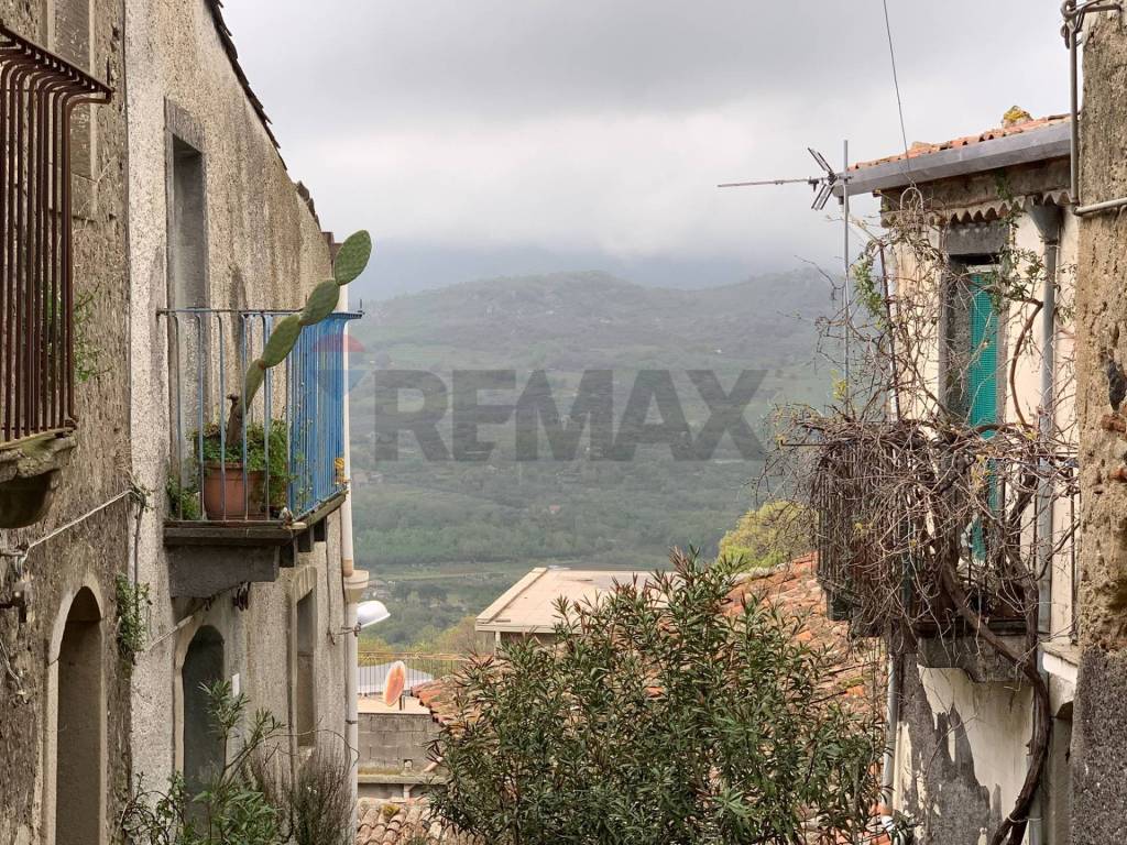 Casa indipendente a Castiglione di sicilia in Via Santa Maria, 91 - Foto 3