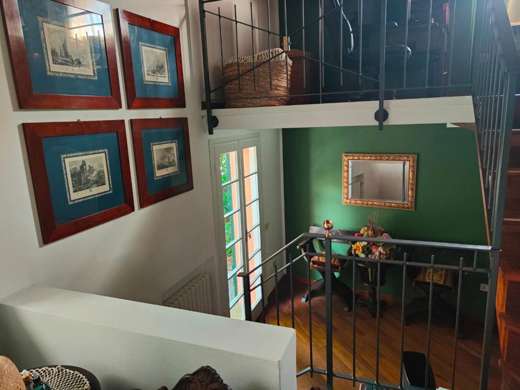 Villa a Castelveccana in Via Cesare Battisti, 23 - Foto 4