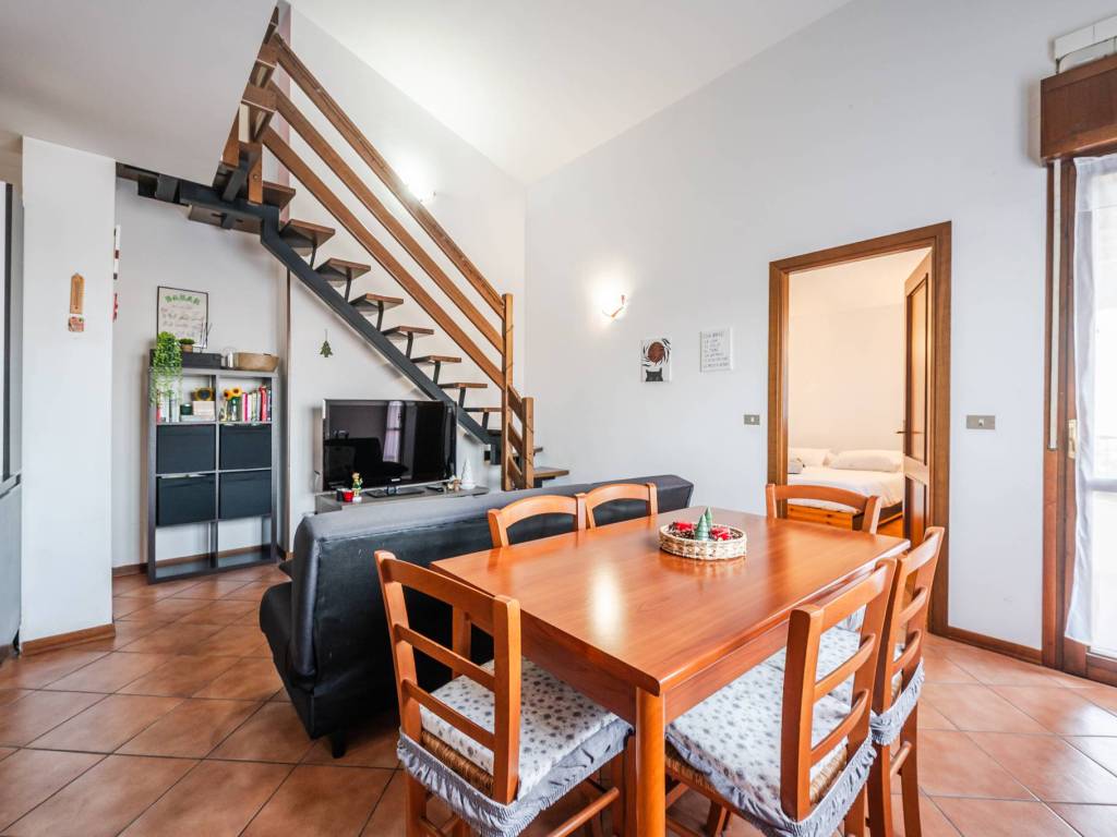 Appartamento a Cento in Via Dante Alighieri, 25 - Foto 3