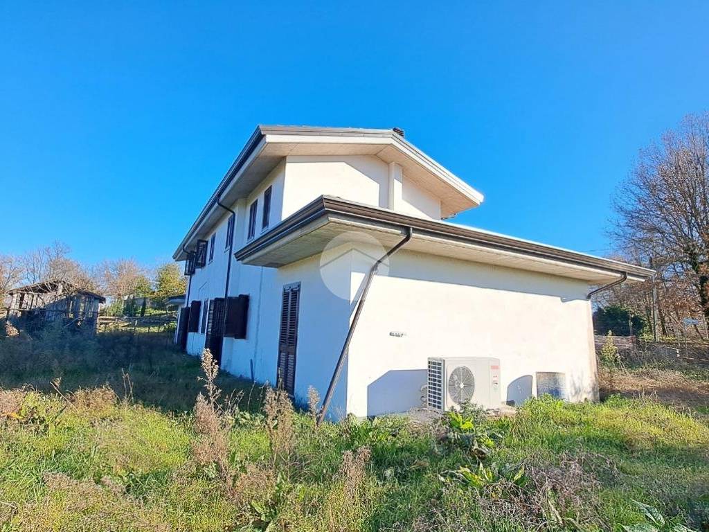 Villa a Frosinone in Via Capo Barile, 2 - Foto 4