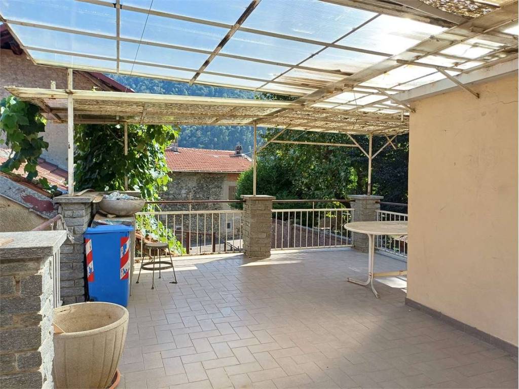 Casa indipendente a Lanzo torinese in Via Torino, 22 - Foto 2