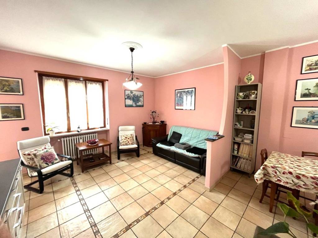 Appartamento a Bosconero in Via Trieste, 129 - Foto 2