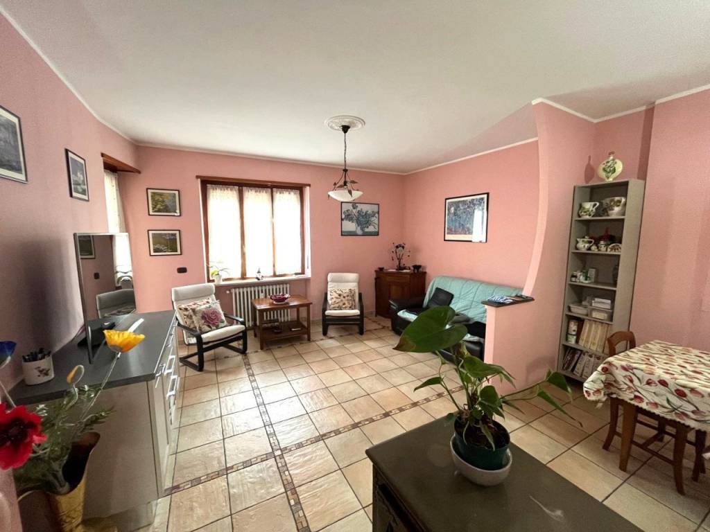 Appartamento a Bosconero in Via Trieste, 129 - Foto 3