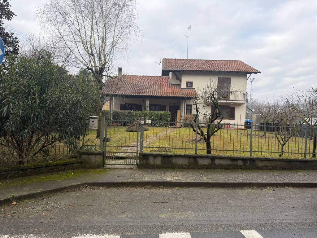 Villa a Cavaglià in Via Martiri della Libertà, 9 - Foto 2